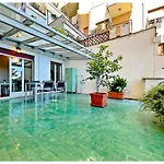 Homes In Genoa - Cozy Terrace