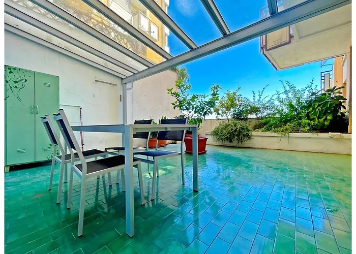 Homes In Genoa - Cozy Terrace